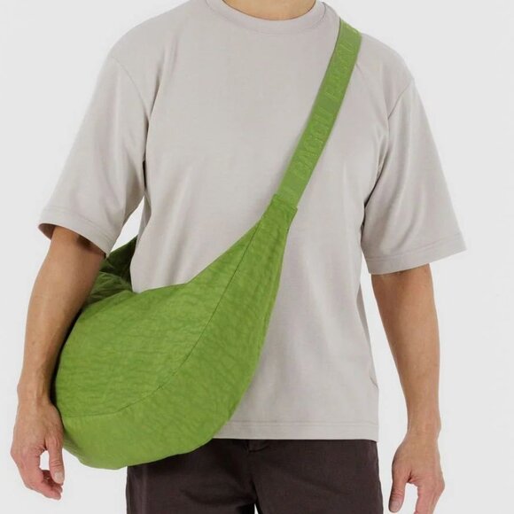 NWT Baggu Large Crescent Bag - Green Juice - Picture 7 of 8